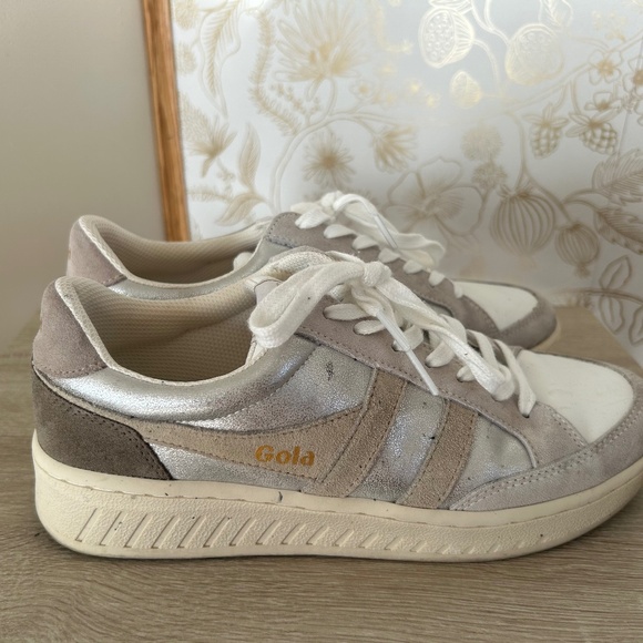 Gola Sneakers - Picture 1 of 7